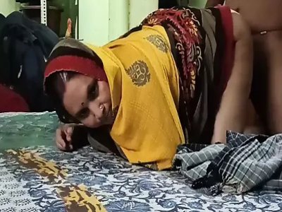 Salu Bhabhi Fuck : Vidéo porno HD indienne gratuite 18 -